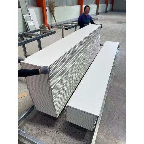 White Polyurethane Board for Wall Insulation Solutions
