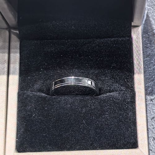 Тытанавыя кольцы - Вечныя аблігацыі