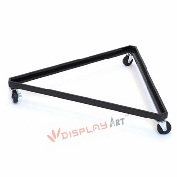 Grid triangle base for display racks