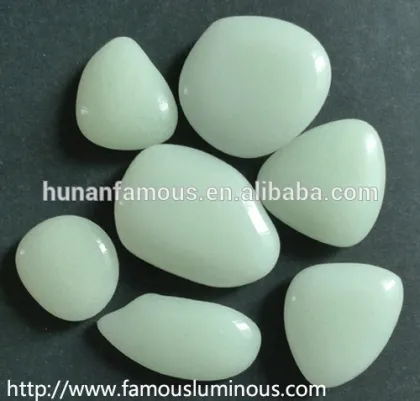 glow in the dark garden stone