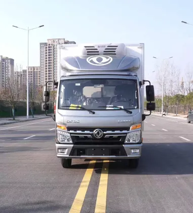 Dongfeng 4.2-meter refrigerated truck
