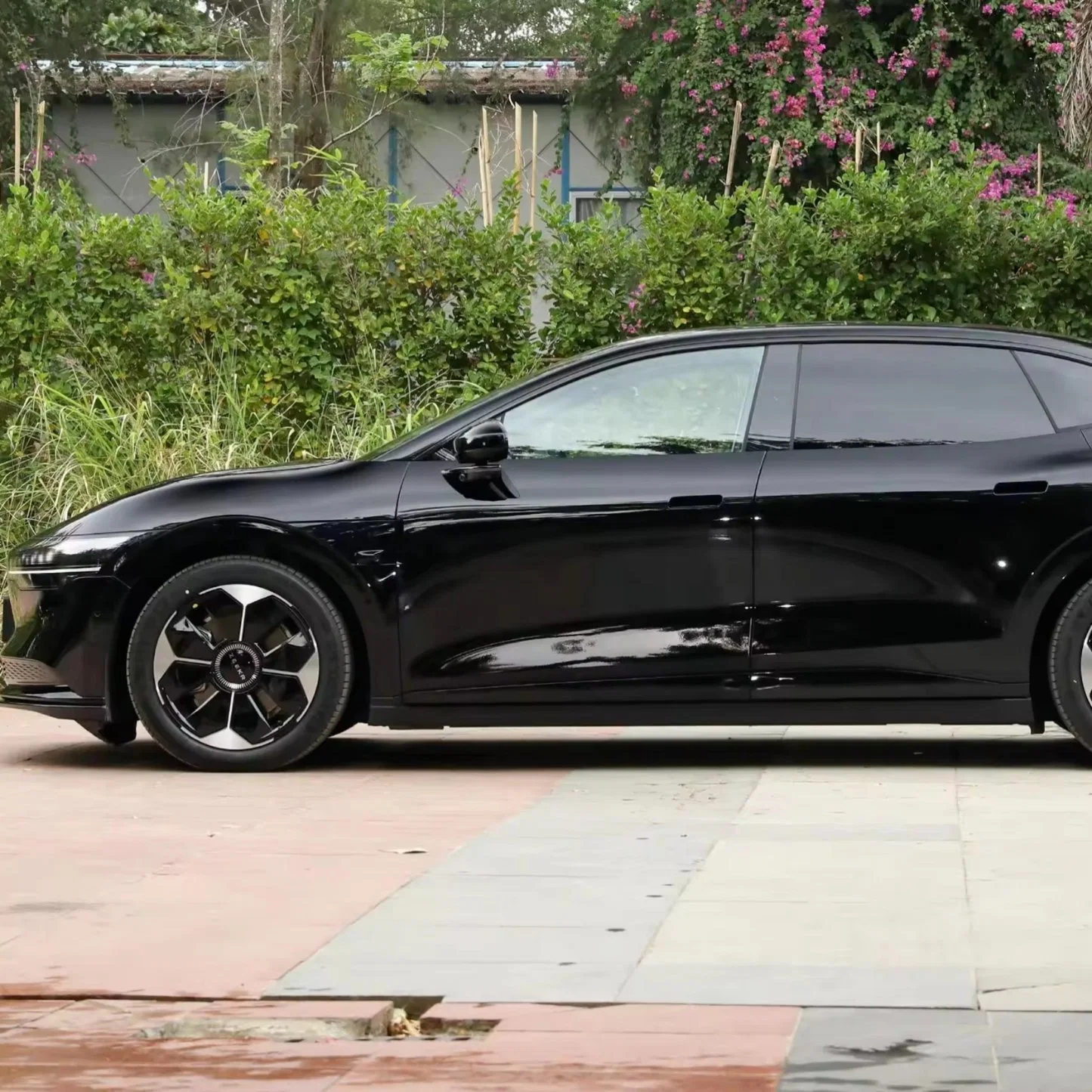 2024 Geely Zeekr 007 EV Car