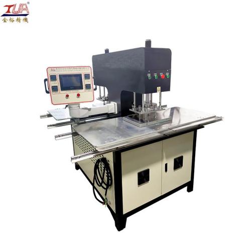 Fast-speed silicone trademark forming machine