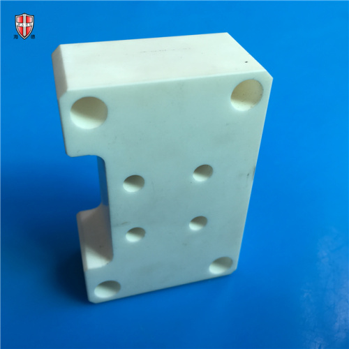 High Temperature Aluminum Oxide Ceramic Block Chunk