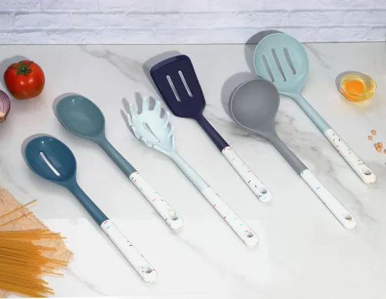 Silicone Kitchen Cooking Utensils Set: Non-Stick 6-Piece Heat-Resistant Cooking Gadgets