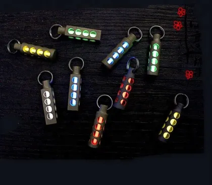 Automatic Flashing Keychain with Titanium Tritium Luminous Light