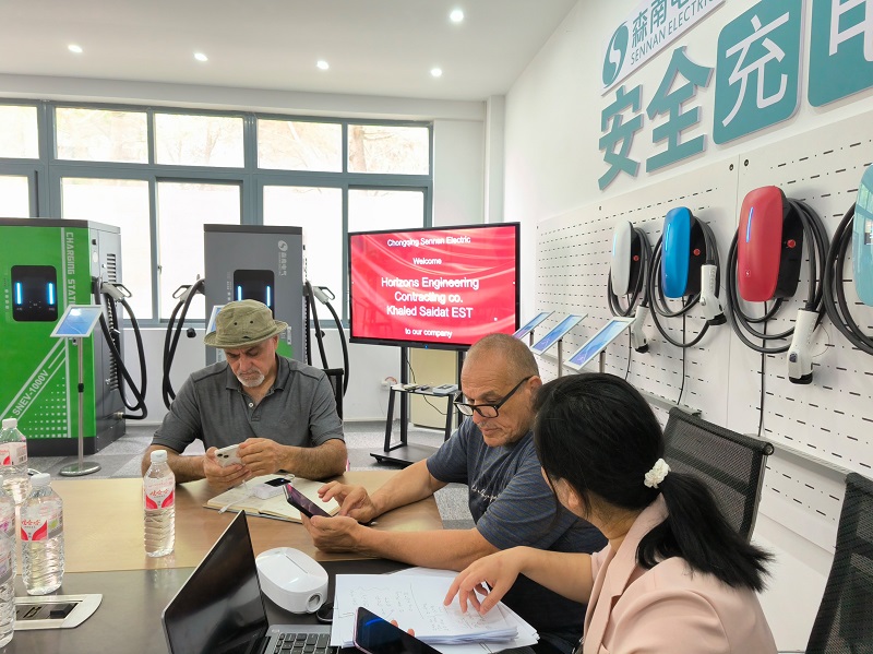 Jordanian Clients Visit Chongqing, Sennan Smart Lighting and Sennan Electric Secure Annual Cooperation Order