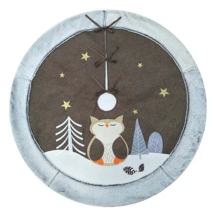 Christmas tree skirt with winter woodland theme