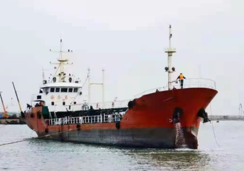 853 DWT Oil Tanker 2014 Membina