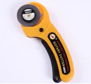 Hot Selling 45mm Rotary Cutter Set for Fabric Cutting & Quilting