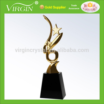 Unique creative gold star trophy with crystal base for custom logo engraved