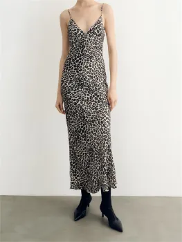 100% Viscose Satin Leopard V-neck Long Skirt