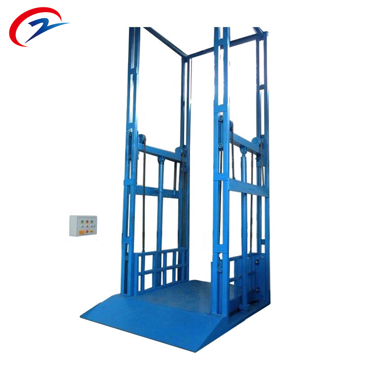 Warehouse hydraulic cargo lift