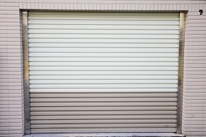 Garage Rolling Door – Zincalume