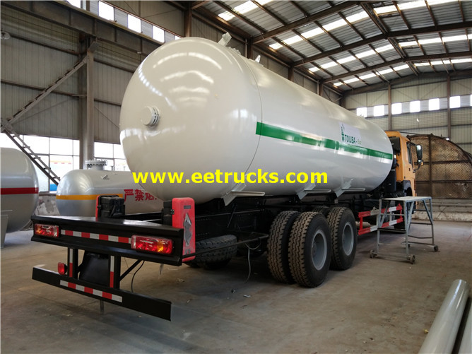 8000 Gallons Propane Road Tank Vehicles