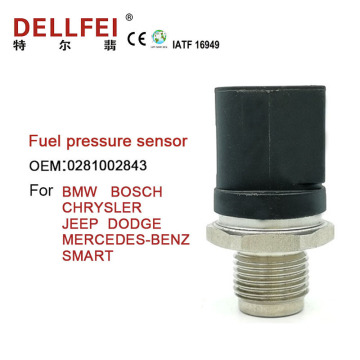 Substituindo o sensor de pressão de combustível 0281002843 por Mercedes-Benz