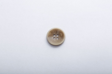 Four-hole fruit buttons for suits