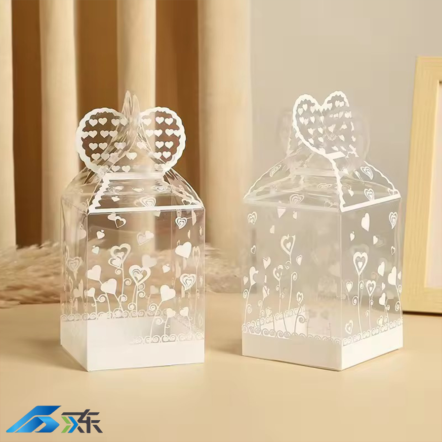 Düğünler için Yüksek Kaliteli Şeffaf Kalp Hediye Kutusu