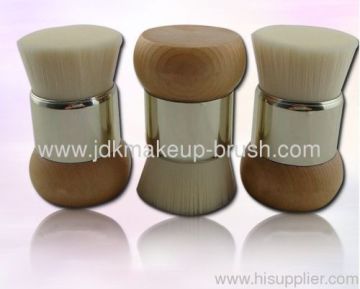 New Design Synthetic Hair With Wooden Handle Face Cleaning Brush 