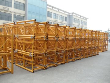 4.5mm / 6.0mm Thickness Steel Painted Fadeless Hoist Tower Crane Mast