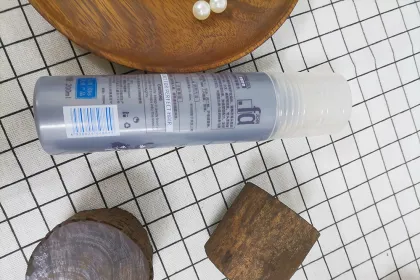 Super moisturizing Styling gel water