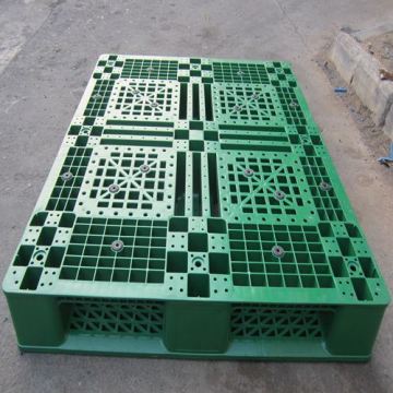 Selective Warehouse Plastic Pallets 1200 X 1000mm