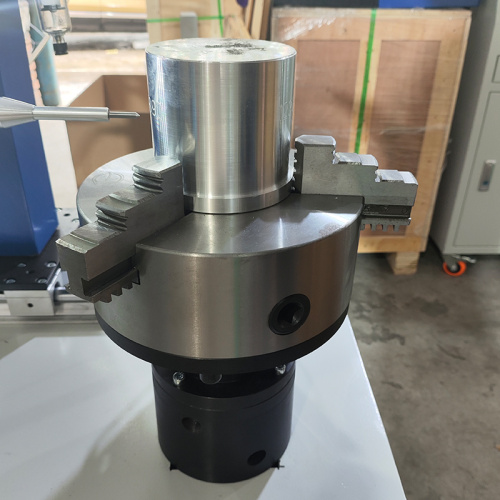 Máquina de marcação rotativa de flange compacta