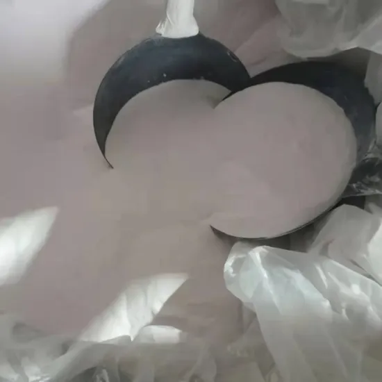 Manganous sulfate for tobacco products