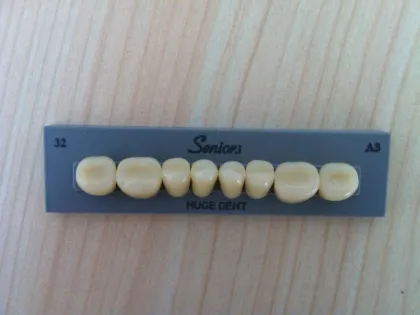 Low alevolar crest teeth Seniors