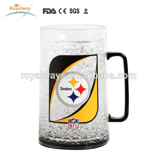 Manufacture Bpa Free Hot selling Summer Double Wall Frosty Gel Plastic Freezer Beer Mug With Hanlde