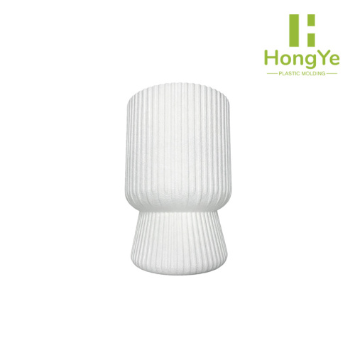 Vaso listrado moderno para botões de flores