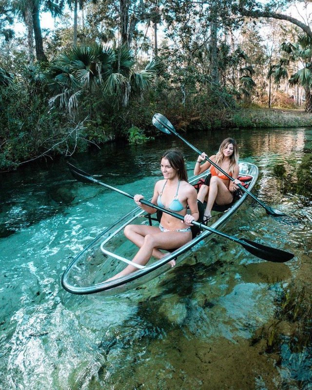 Hot Selling Plastic Clear Kayaks for 2 Person with Paddle and Cushion