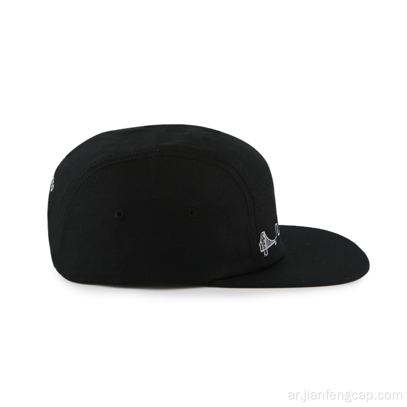 قبعة عسكرية سوداء نقية متعددة اللوحات مع تطريز مسطح