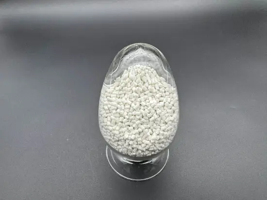 Fully degradable seashell powder masterbatch