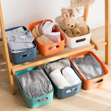 Colorful plastic waterproof storage box with lids