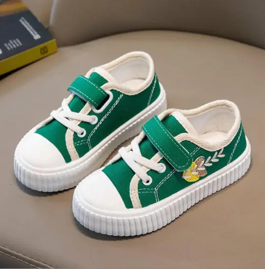 New Top Selling Women's Canvas Shoes: Trendy and Comfortable Walking Options