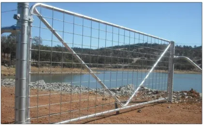 12' n Style Farm Stay Gate