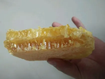Natural Comb Honey Products From Honey Comb