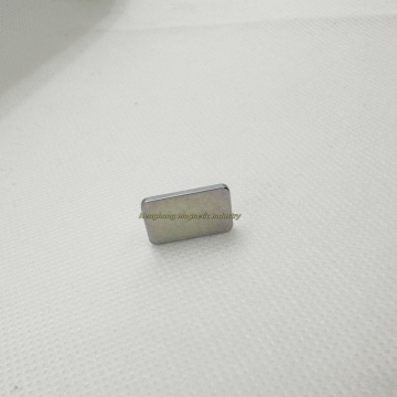 N52 neodymium iron boron strong magnetic magnet