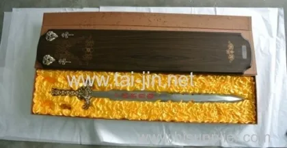 The Western Style Exquisite Titanium Sword 