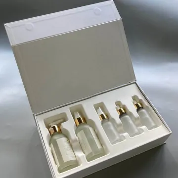 Custom luxury white magnet flap paper box