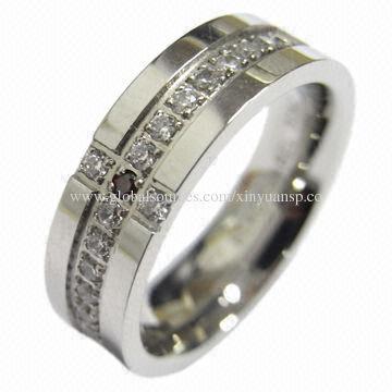 Red Diamonds Jewelry Ring, Made of Stainless Steel