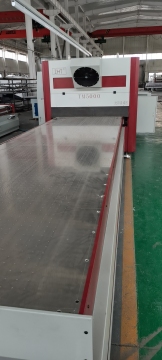 Mesin Tekan Membran Vakum Filem PVC Liaoning Zhanhongtu