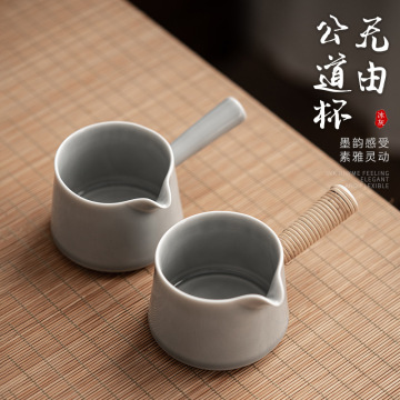 Gaya Jepang Glaze Glaze Sisi Glaze Menangani Cangkir yang Adil