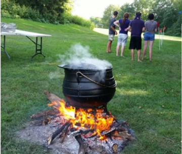 Outdoor Cast Iron Cookware Three Legs Potjie Pot