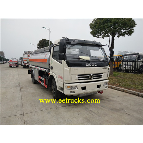 Dongfeng 2000 gallon Diesel Oil Tank Trucks