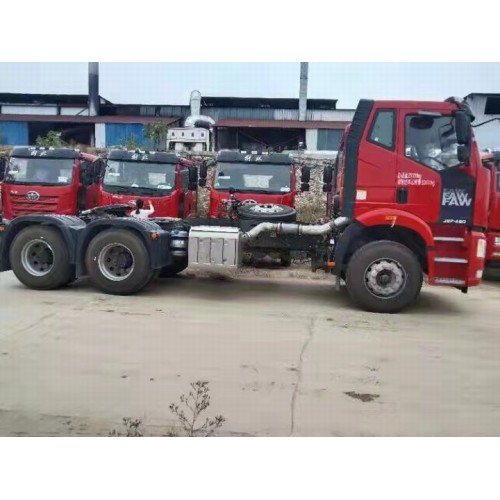 Competitive price faw 6x4 tractor truck for transport