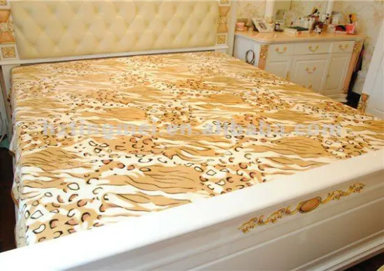 100% polyester yellow leopard flannel blanket