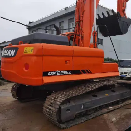 Used Doosan DX225 Excavator - Efficient Heavy Construction Equipment for Sale