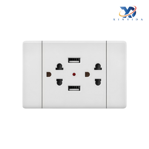 Tomada dupla série C8 e painel de parede de carregamento USB